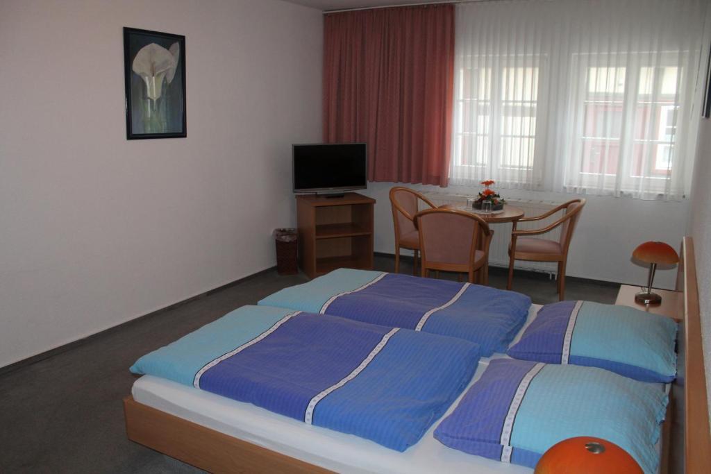 קדלינבורג Hotel Am Stadtwall מראה חיצוני תמונה