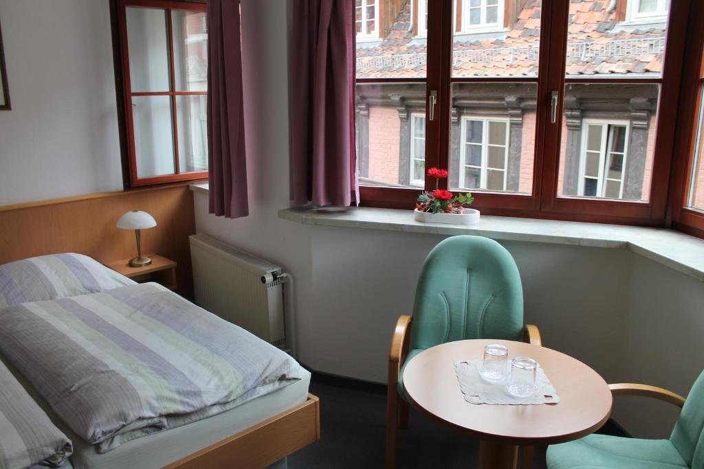 קדלינבורג Hotel Am Stadtwall מראה חיצוני תמונה