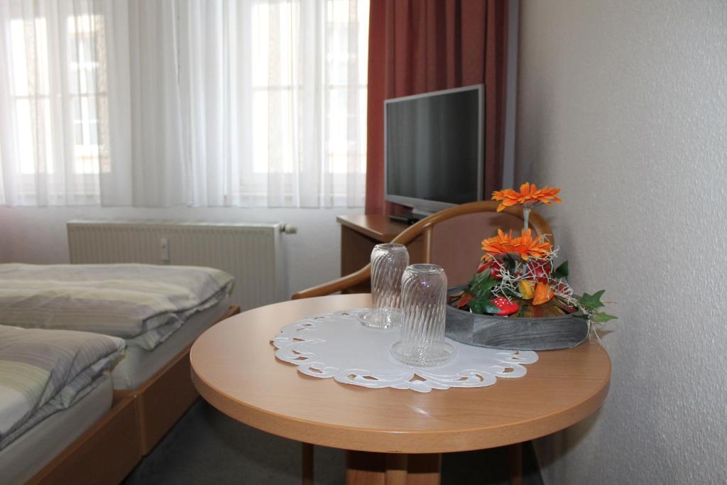קדלינבורג Hotel Am Stadtwall מראה חיצוני תמונה
