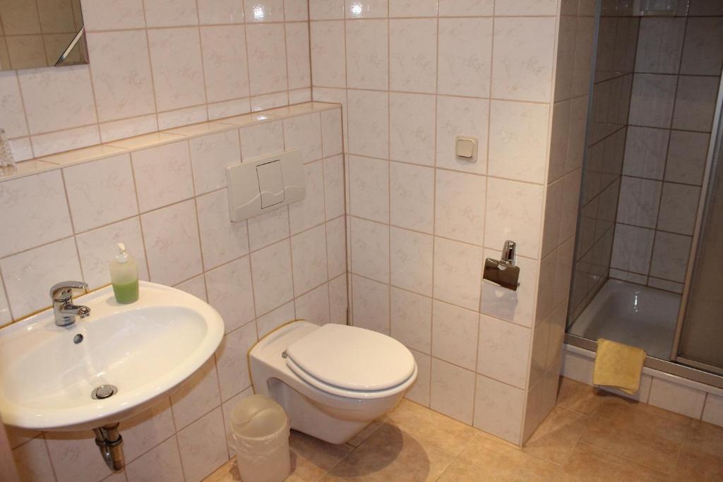 קדלינבורג Hotel Am Stadtwall מראה חיצוני תמונה