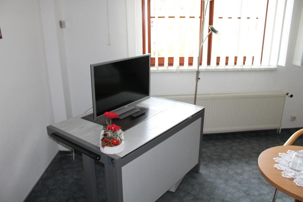 קדלינבורג Hotel Am Stadtwall מראה חיצוני תמונה
