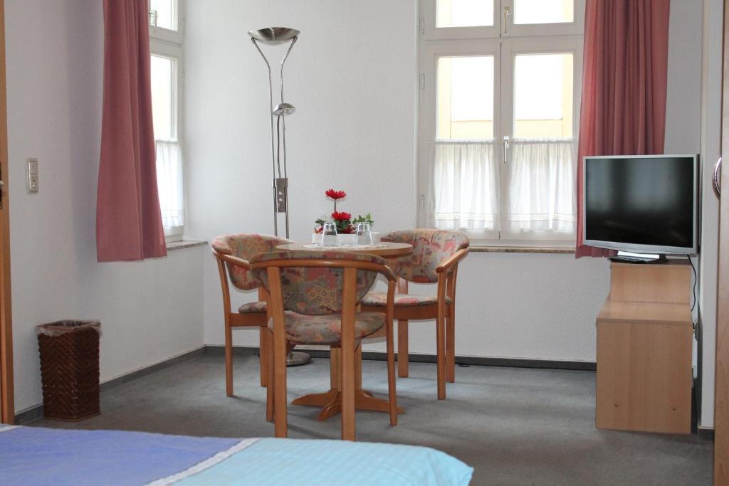 קדלינבורג Hotel Am Stadtwall מראה חיצוני תמונה