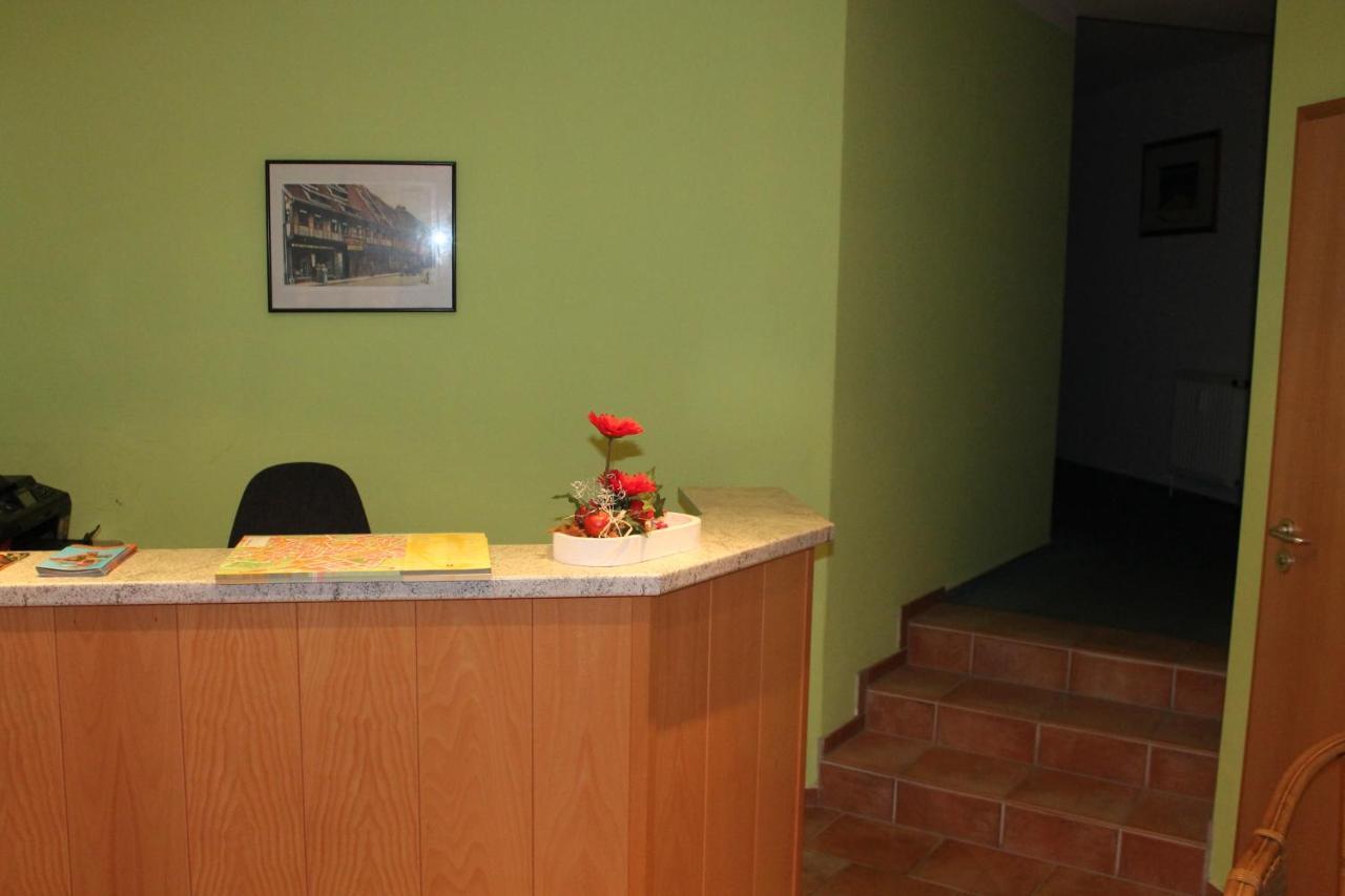 קדלינבורג Hotel Am Stadtwall מראה חיצוני תמונה